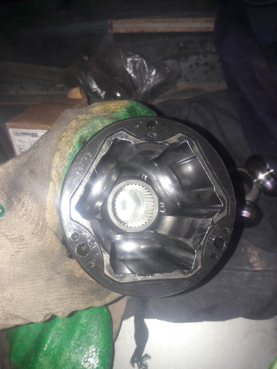 3wAAAgOIWOA 960 Как выбить внутренний шрус тигуан