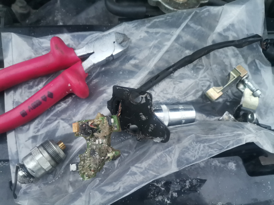 Удаление иммобилайзера — Mitsubishi Pajero Sport (1G), 2,5 л, 2007 года ...