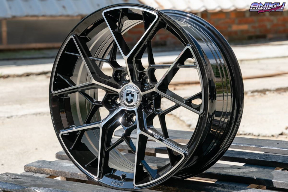Диски ff10 r17. Диски hre style-wt572 приора.
