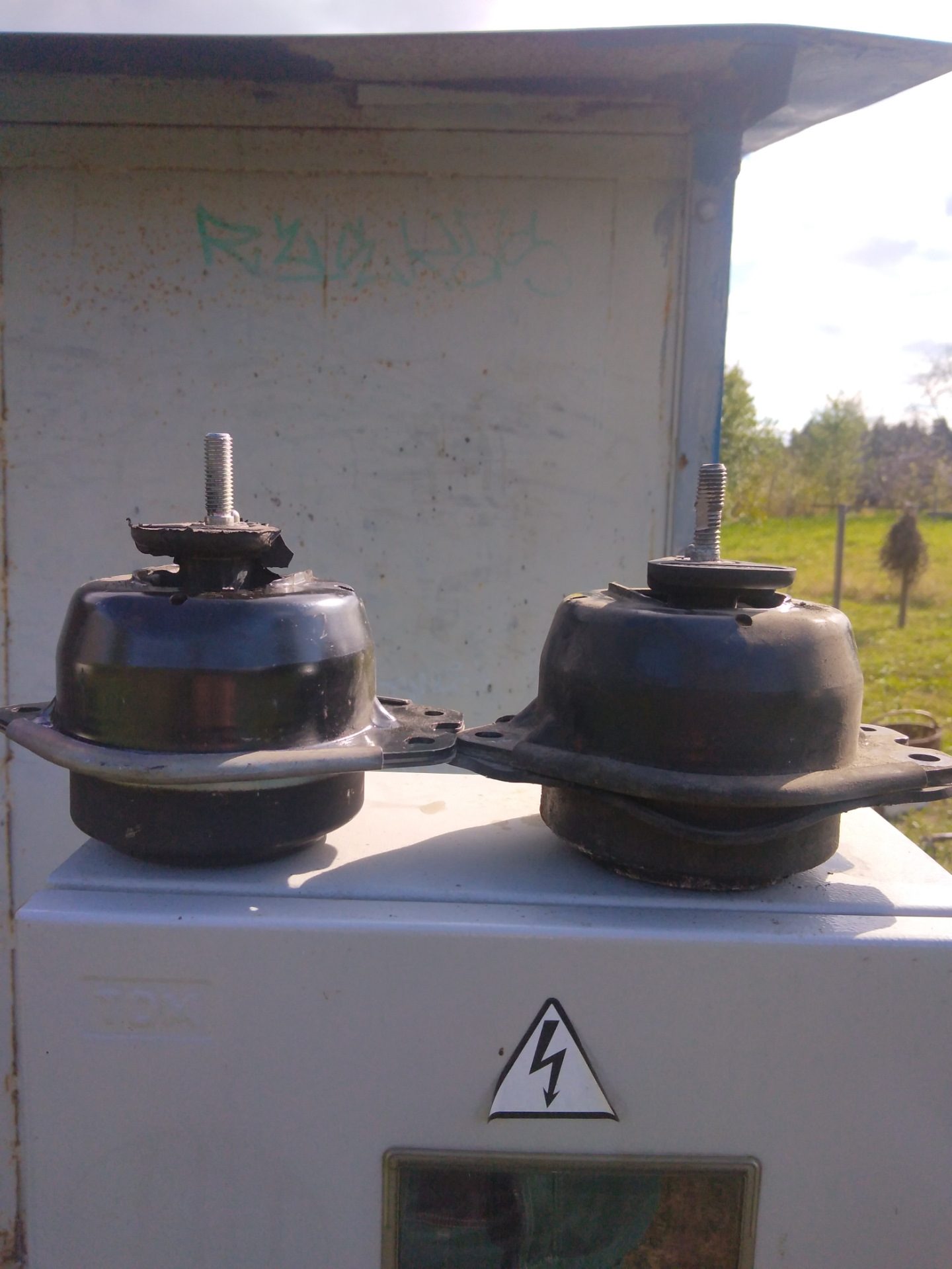 Небольшой ремонтик. Новые свечи ОЖ и замена гидроапоры — Renault Laguna ...