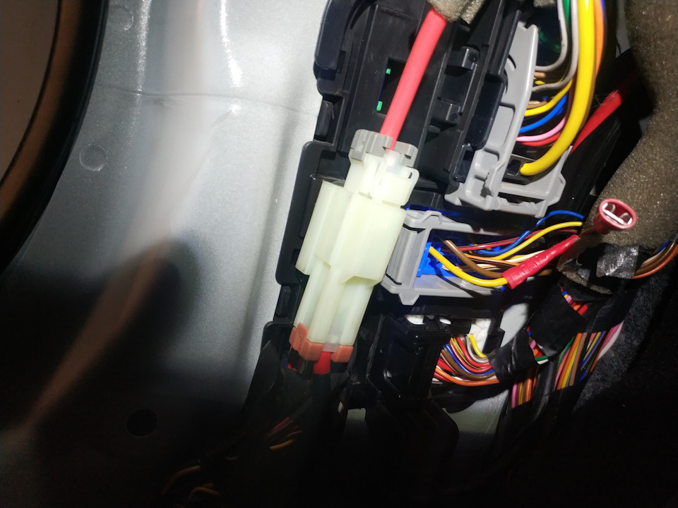 Фото в бортжурнале KIA Sorento (2G)