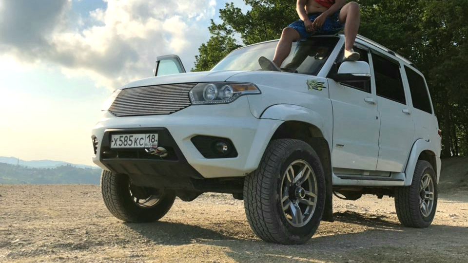 УАЗ Patriot Adventure