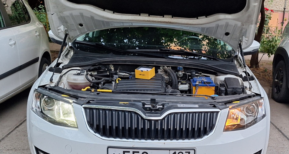 Лампы дхо/ дальнего света. — Skoda Octavia A7 Mk3, 1,6 л, 2016 года ...
