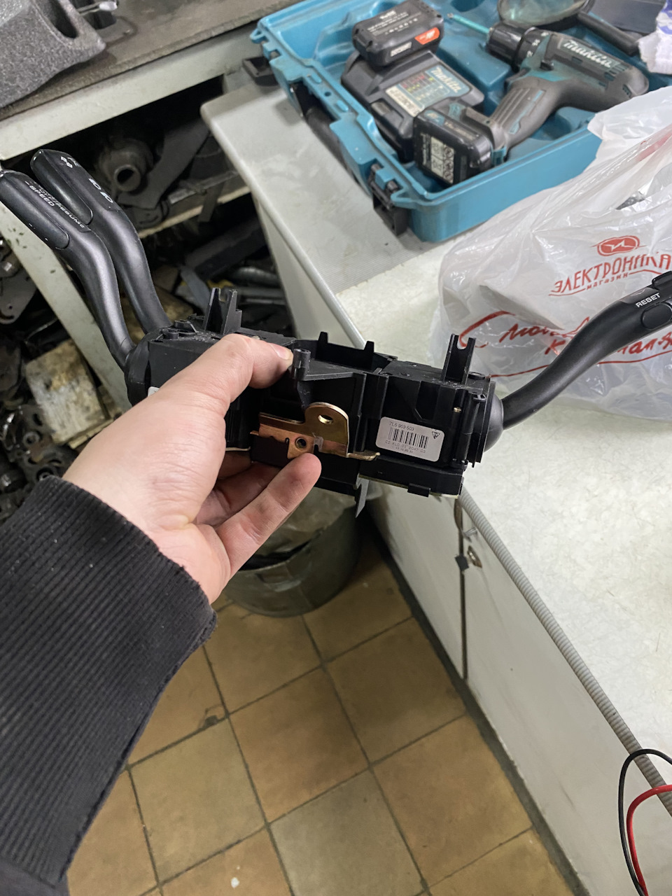 Подключение подогрева руля Cayenne 958 на 955 — Porsche Cayenne (1G ...