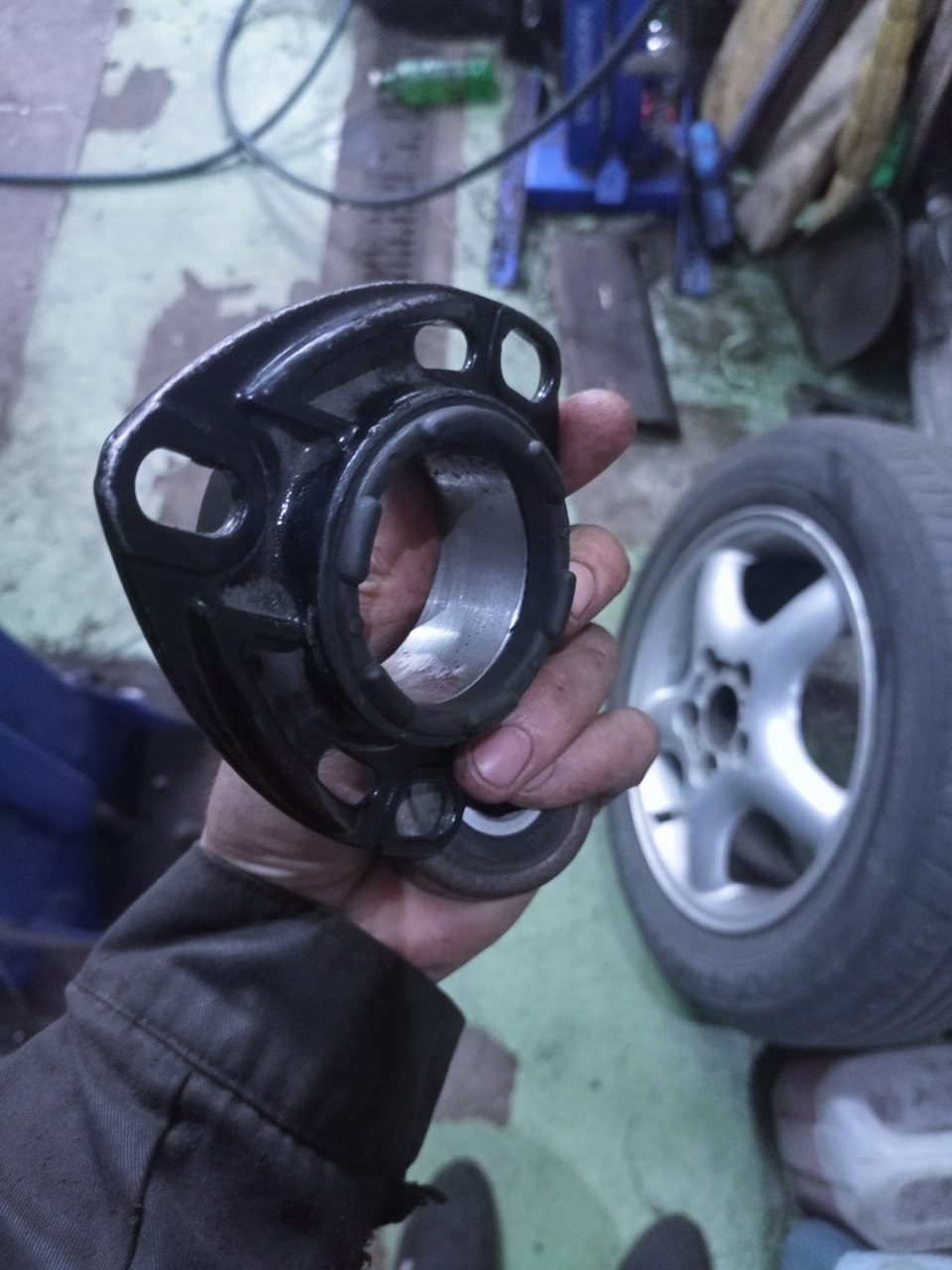 Фото в бортжурнале Audi A6 (C4)