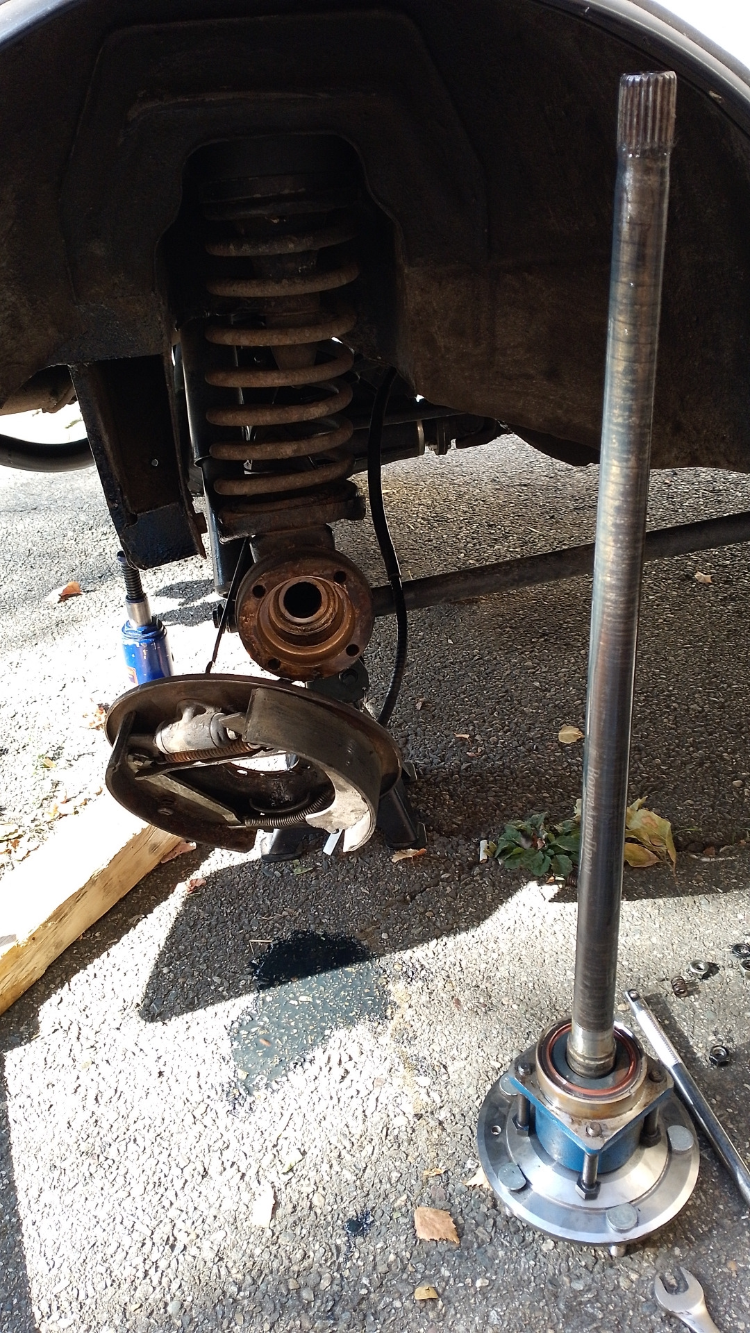 Замена сальника полуоси — Lada 4x4 3D, 1,7 л, 1995 года | своими руками ...