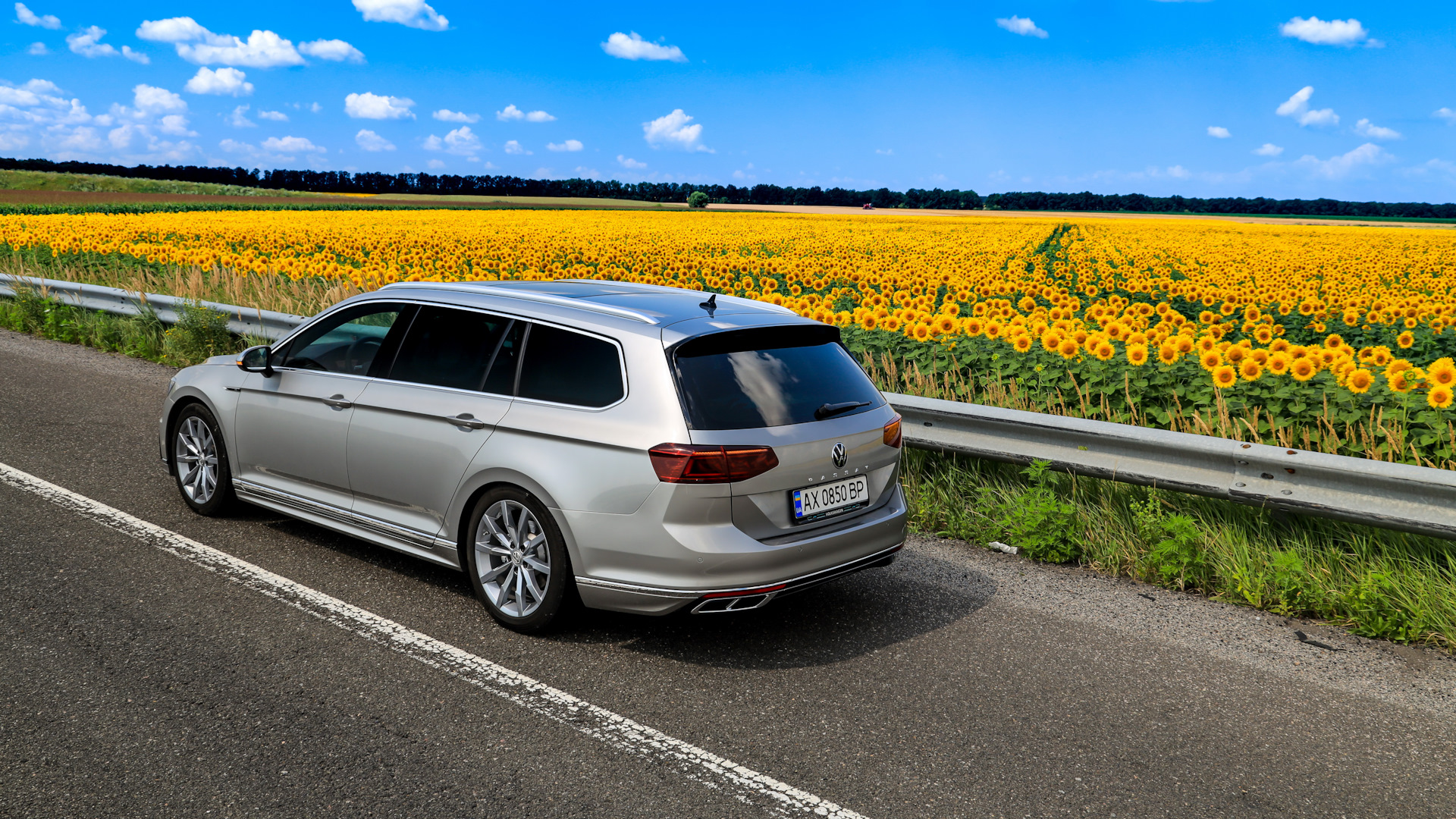 Volkswagen Passat Variant (B8) 2.0 дизельный 2015 | 2х R-line на DRIVE2