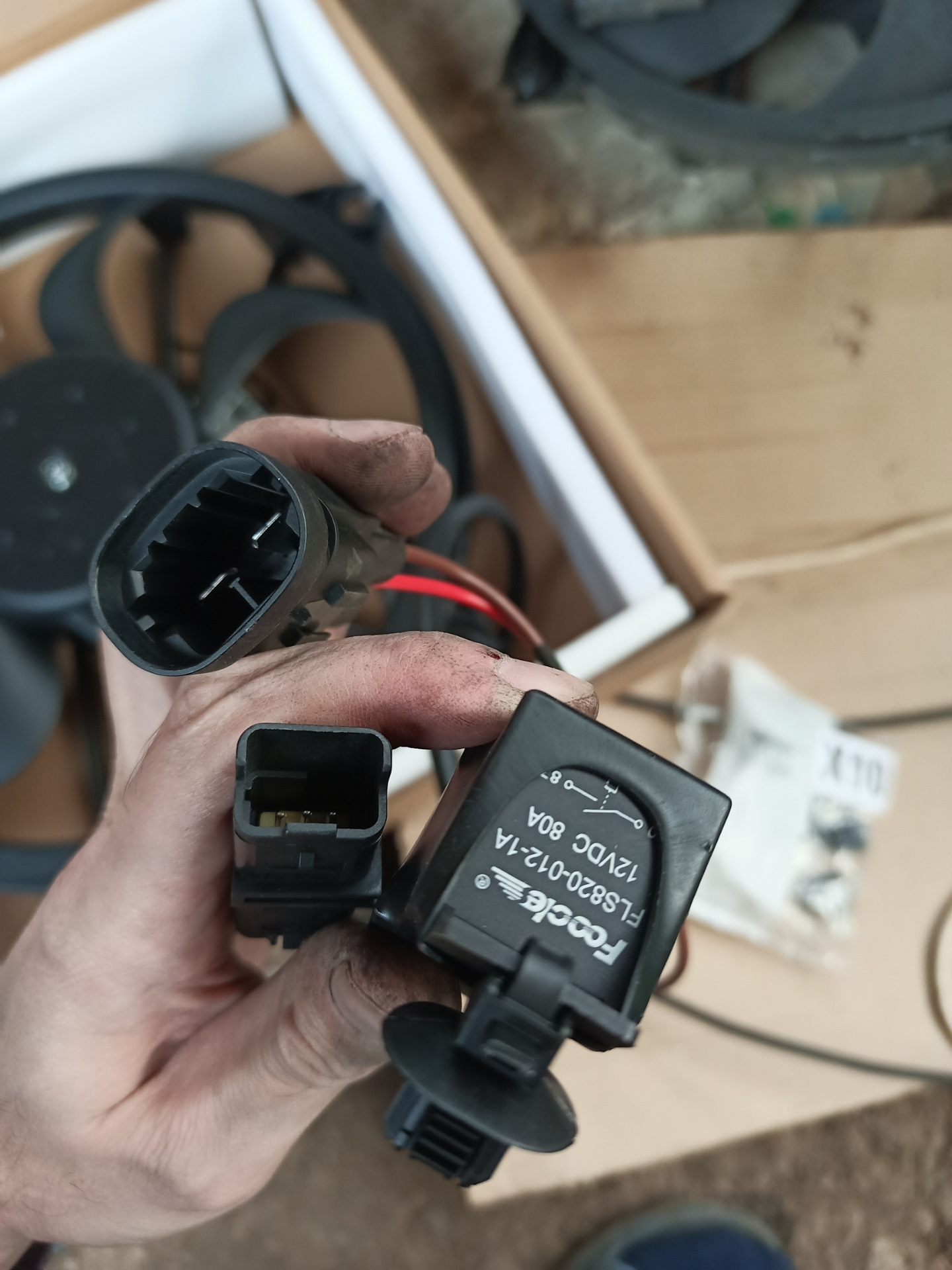 Новый вентилятор радиатора / крутит на минималке на холодную ...