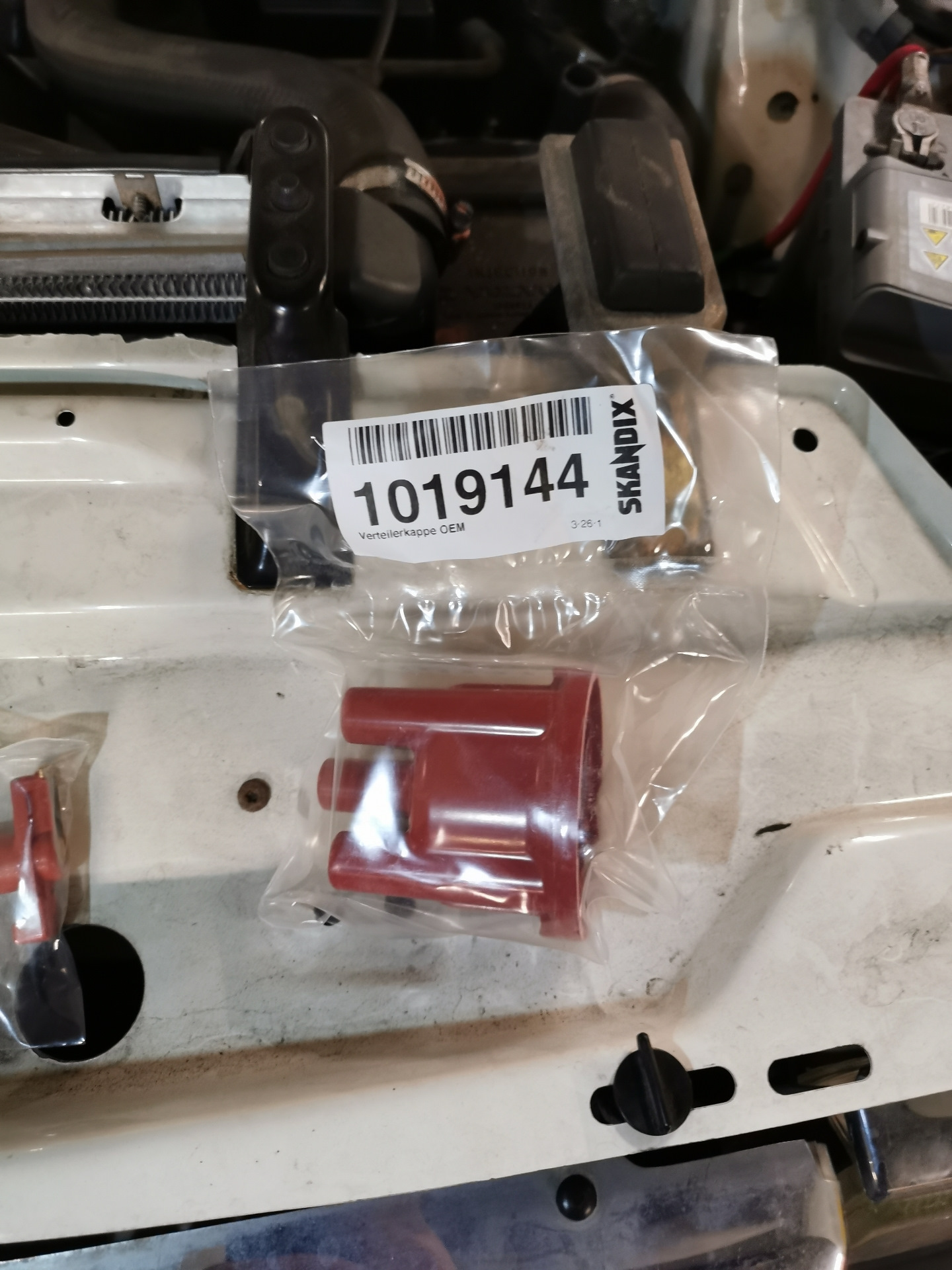 Крышка трамблера и бегунок volvo 240 — Volvo 240, 2,3 л., 1991 года ...