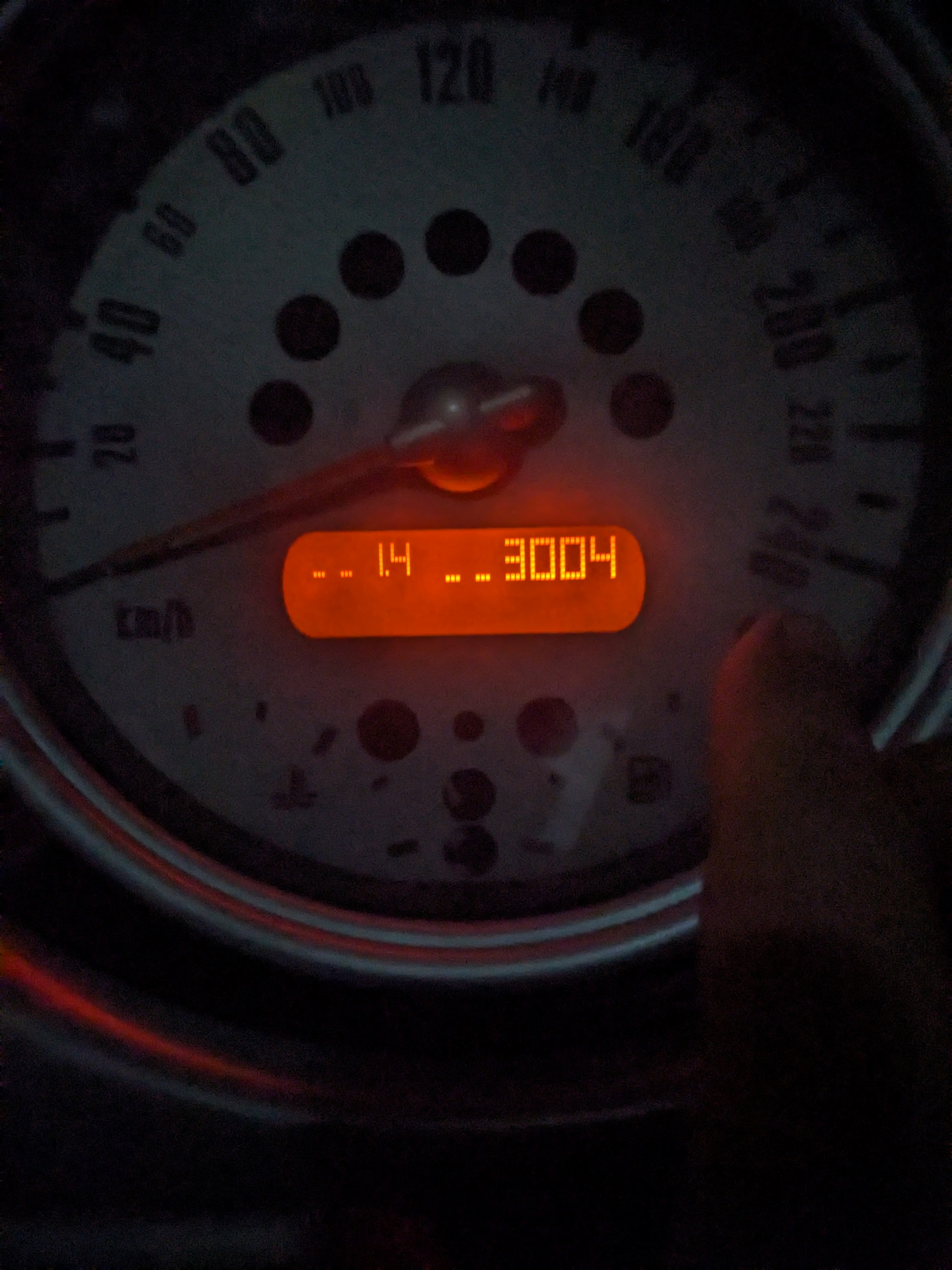 Сердечки для сообщений. Найди мне что он значит. Найди мне что он значит. Обозначение смайликов. Чтотозначают смайлики.