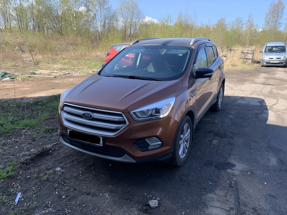 Замена задних нижних поперечных рычагов "кости" — Ford Kuga (2G), 2,5 л ...