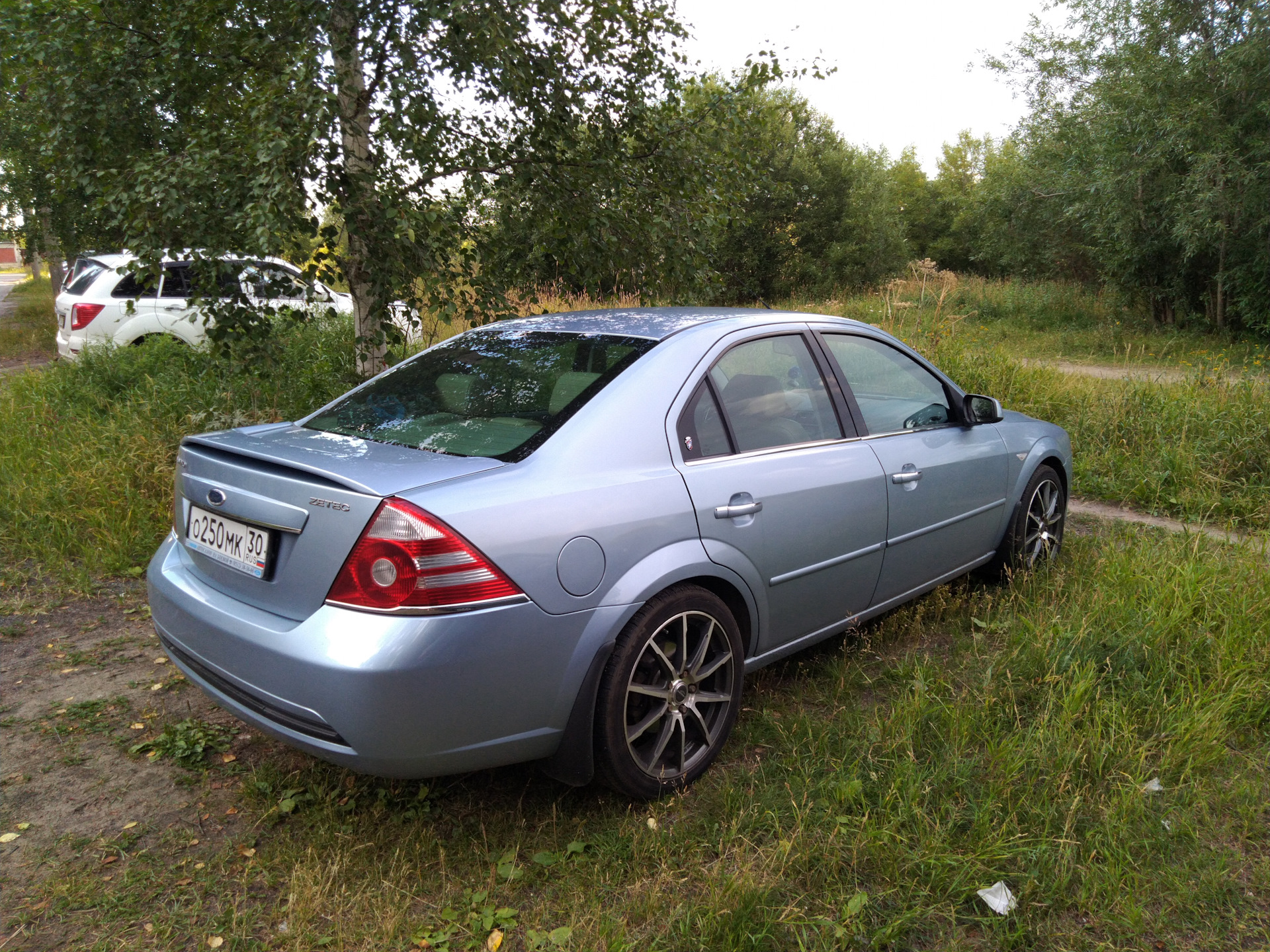 Спойлер — Ford Mondeo III, 2,5 л, 2004 года | тюнинг | DRIVE2
