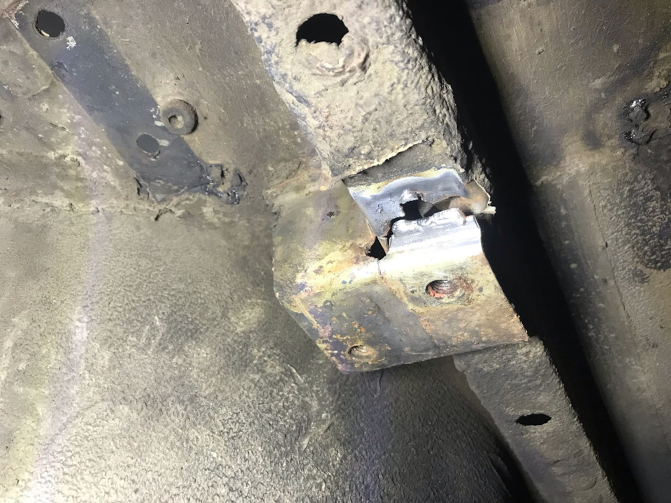 Фото в бортжурнале BMW 5 series (E28)