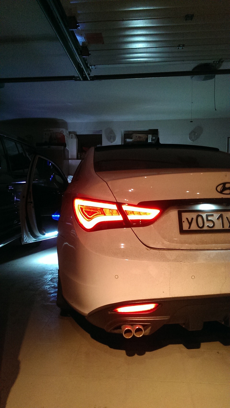 Hyundai Sonata YF (10-) решетка радиатора под покраску, дизайн FNB в г.Москве