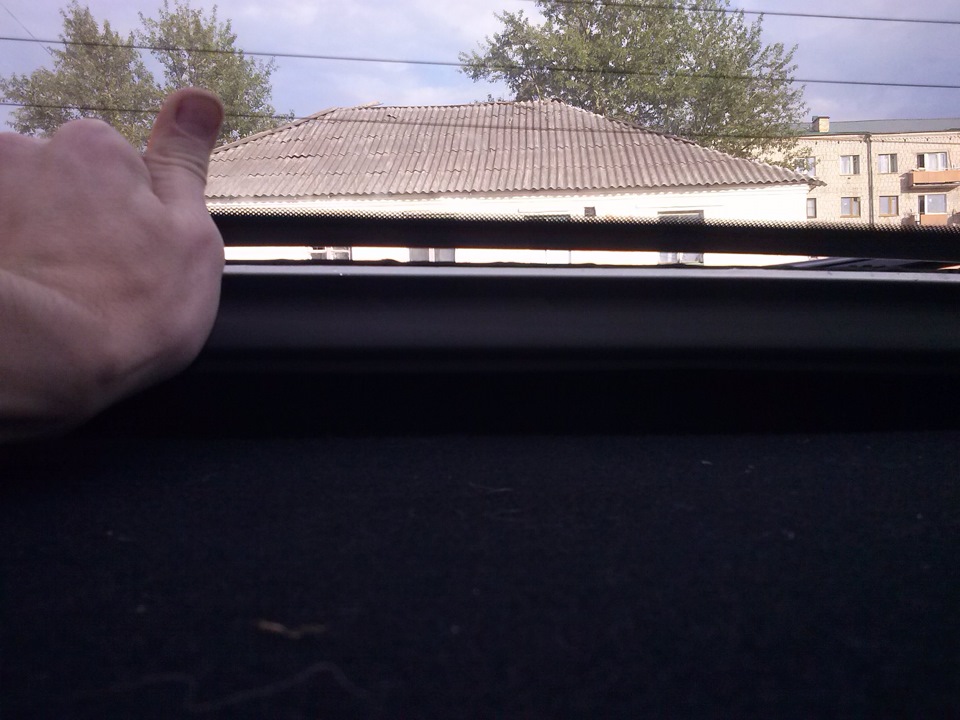 Отклеилось заднее стекло! — Chery Amulet, 1,6 л, 2006 года | своими ...