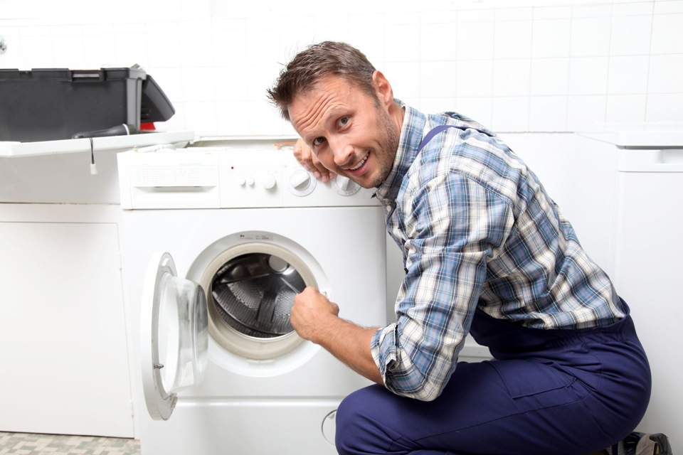 ​Ремонт стиральных машин автомат - стоит или нет?