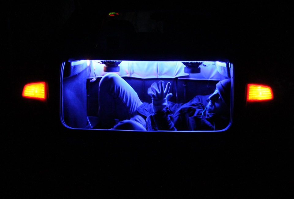 подсветка багажника приора хэтчбек