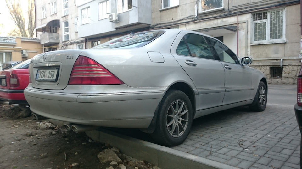 Фото в бортжурнале Mercedes-Benz S-Class (W220)