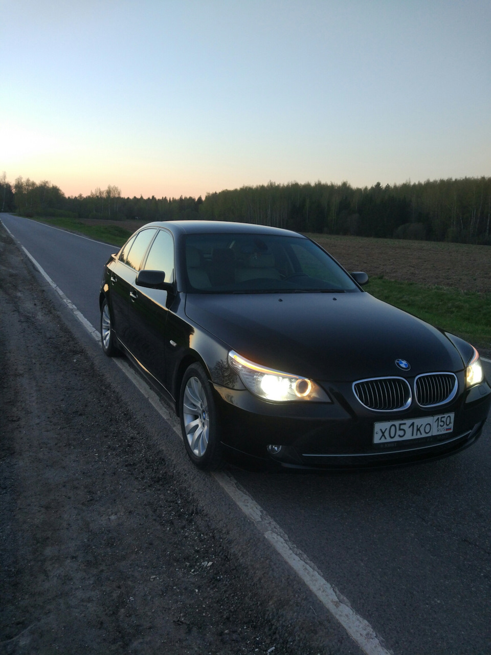 BMW 5 Series Black