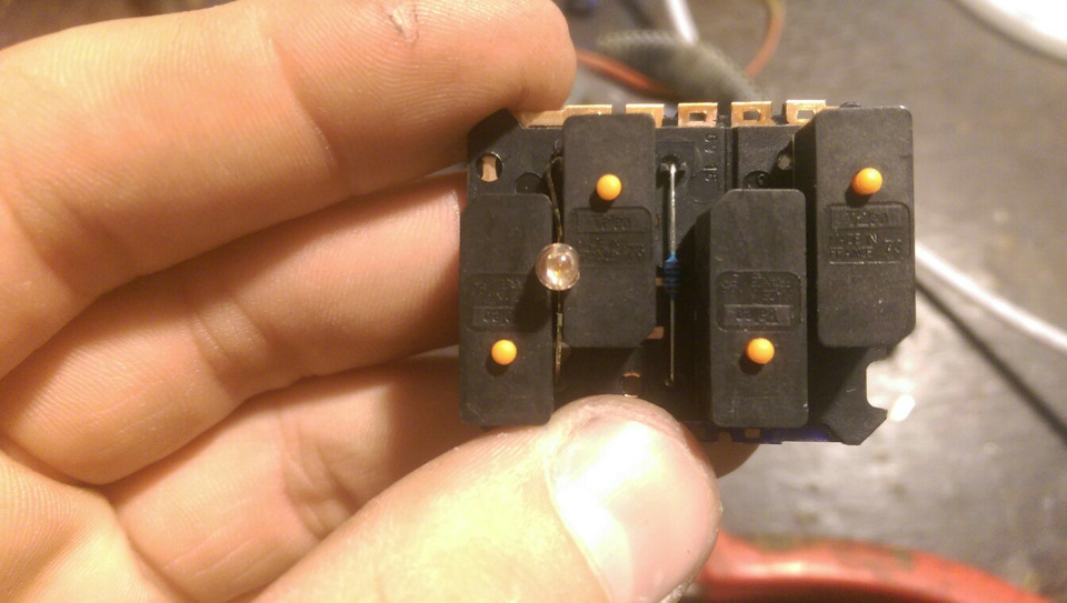 Пересвет кнопок ЭСП Duster [Инструкция] — Renault Logan (1G), 1,6 л ...