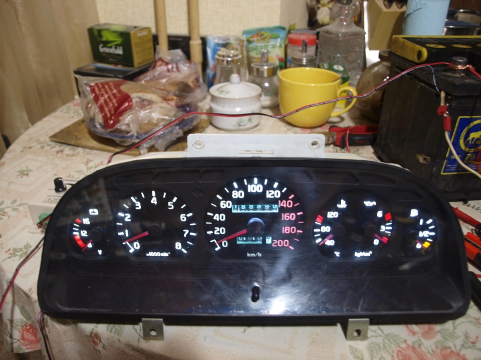 Подсветка панели приборов — ГАЗ 3110, 2,3 л, 2000 года | тюнинг | DRIVE2