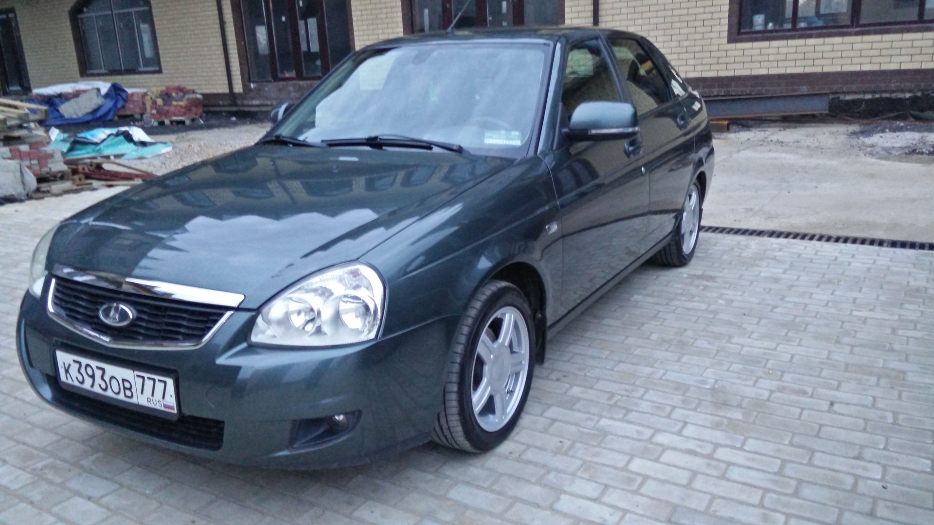 Lada Приора хэтчбек 1.6 бензиновый 2011 | #Сочи# на DRIVE2