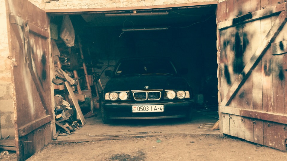 HELP! при резком торможении на скорости уводит машину влево — BMW 5 ...