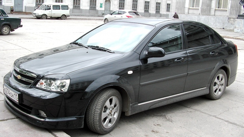 Chevrolet Lacetti седан черный тюнинг