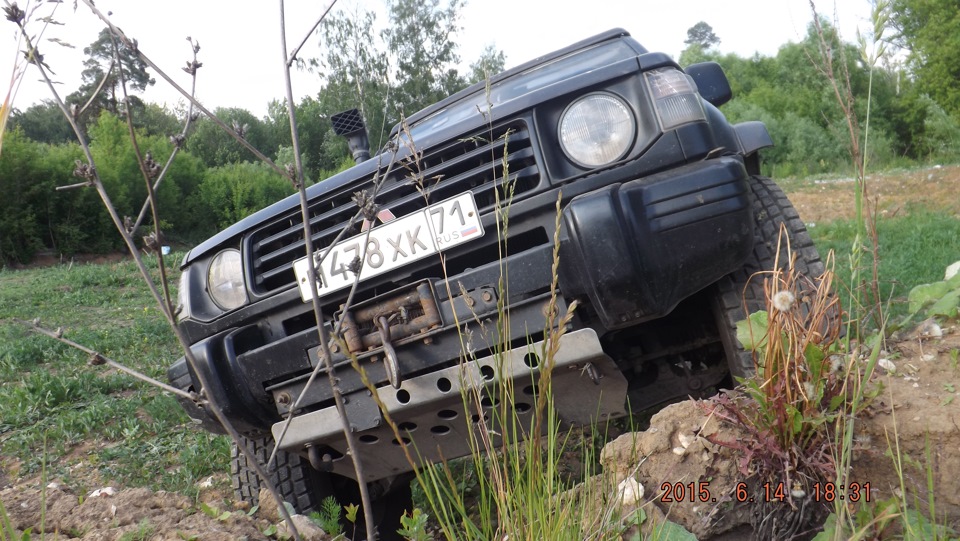 Фото в бортжурнале Mitsubishi Pajero (2G). Запчасти на фото: 6141B