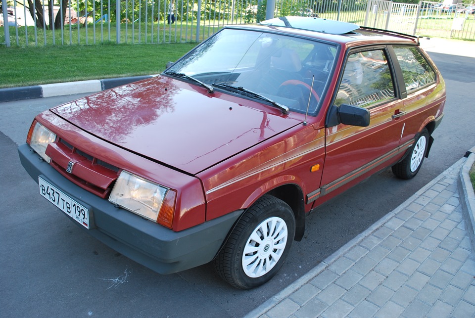 Лад 8. Lada 08 2108. Lada 2108 1985. Цвета Лада 2108. Лада 2108 зеленая липа.