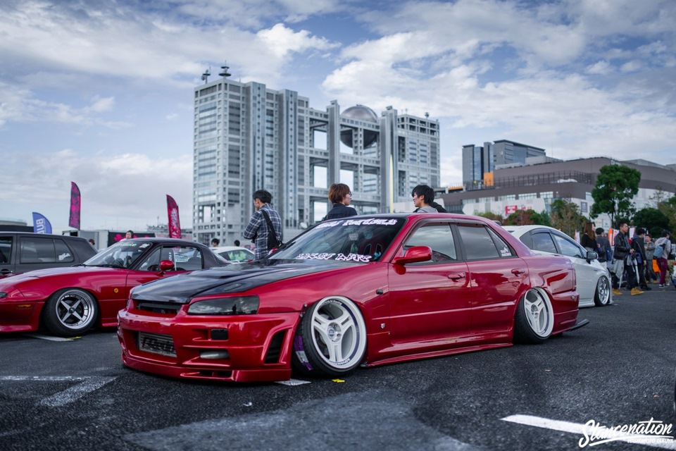 Skyline r34 с развалом