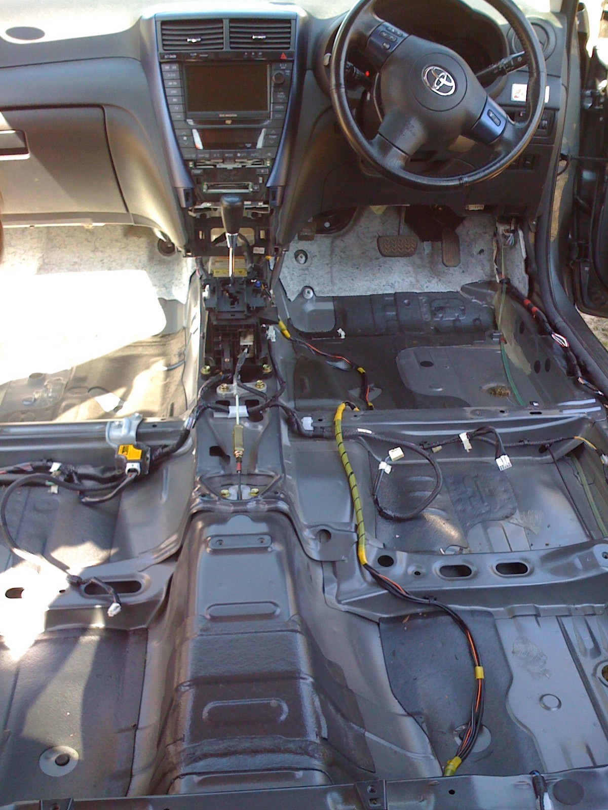 Complete insulation of the body with your own hands  - Toyota Caldina 20L 2004