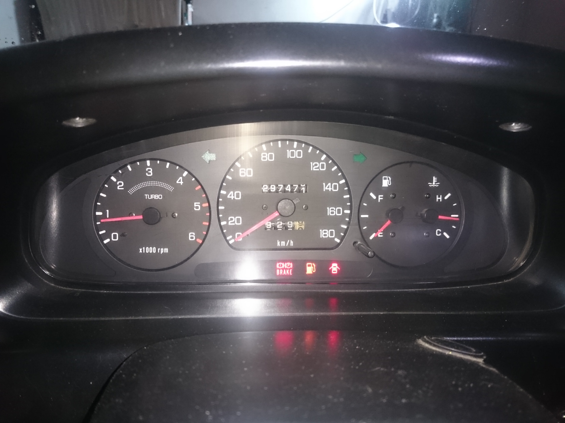 Сколько влазит в бак? — KIA Sportage (1G), 2 л, 1999 года | заправка ...