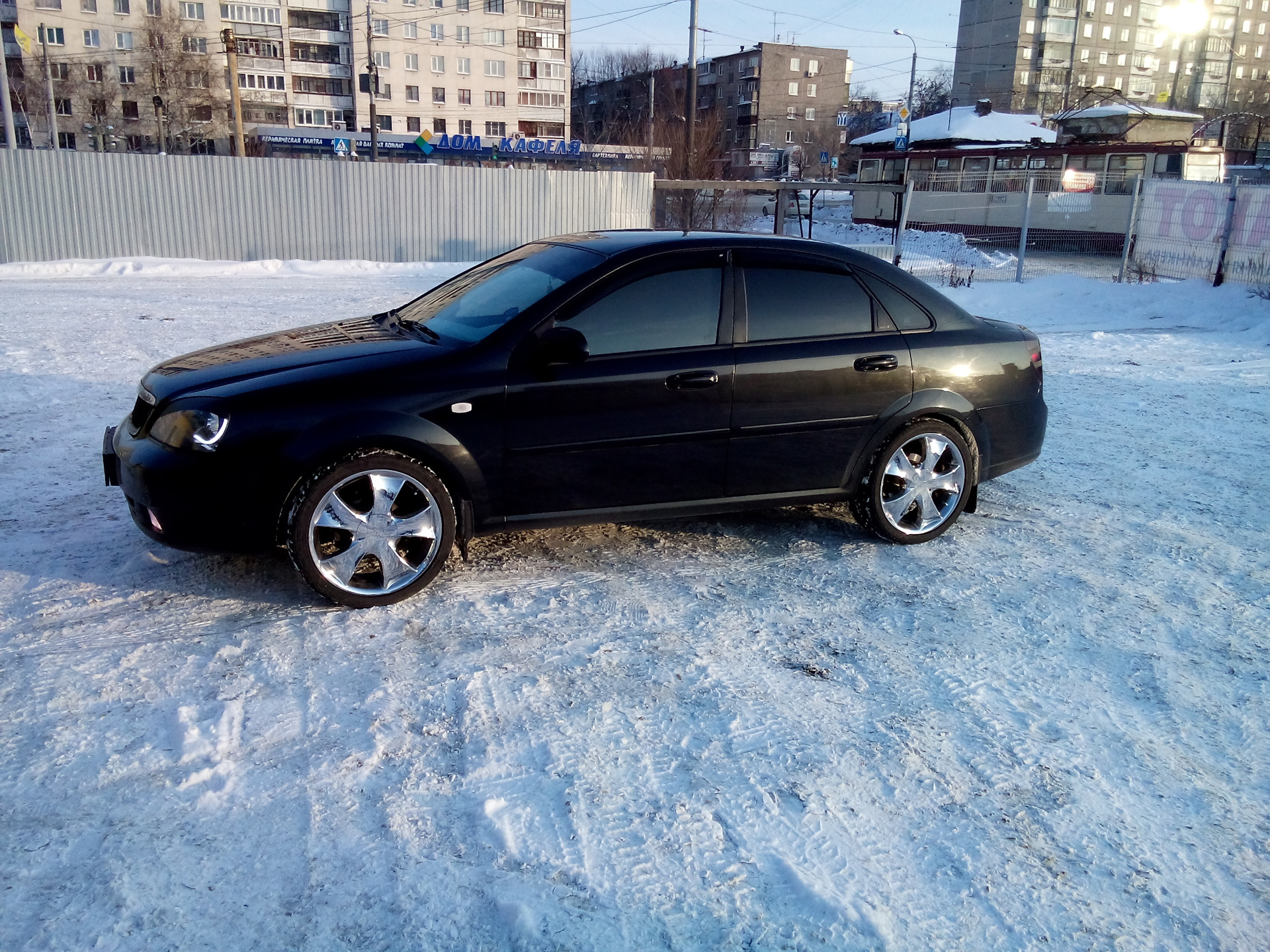 Chevrolet Lacetti на 17 дисках