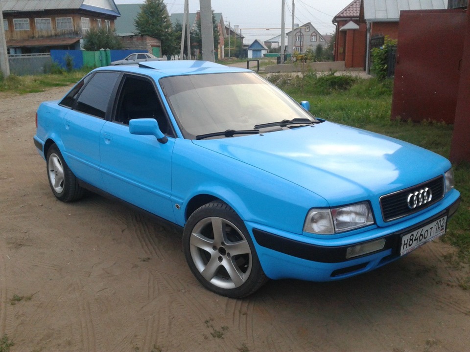 obtyazhka avtomobilya plenkoj audi 80