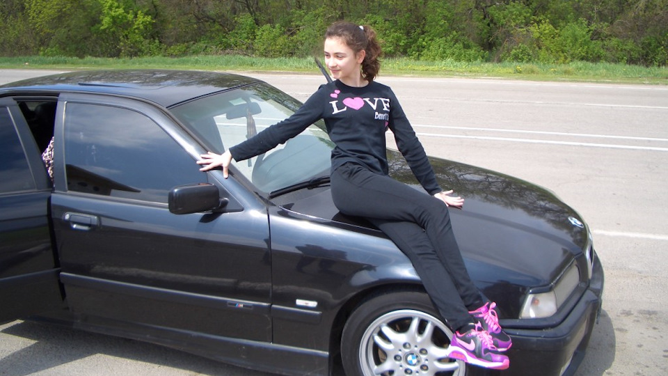 BMW 3 series (E36) 1.8 бензиновый 1997 | Черный металик 1.8 на DRIVE2