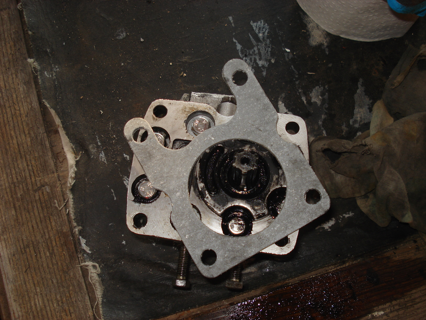 Нш 32 газ 3307. Нш10 на трактор т40. Нш-32 переборка. Насос нш своими руками. Масляный насос нш 32.