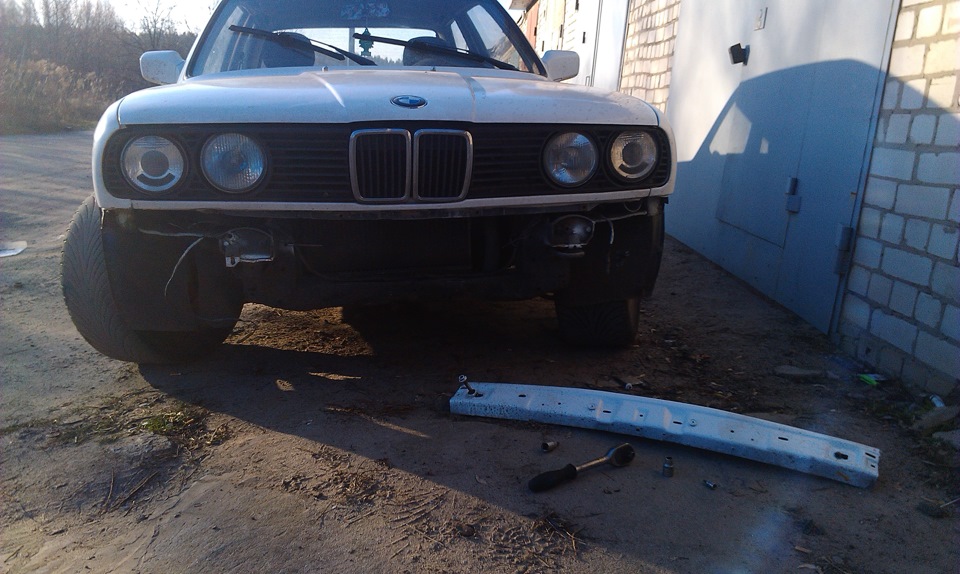 вот он фартух=) — BMW 3 series Coupe (E30), 2 л, 1985 года | стайлинг ...