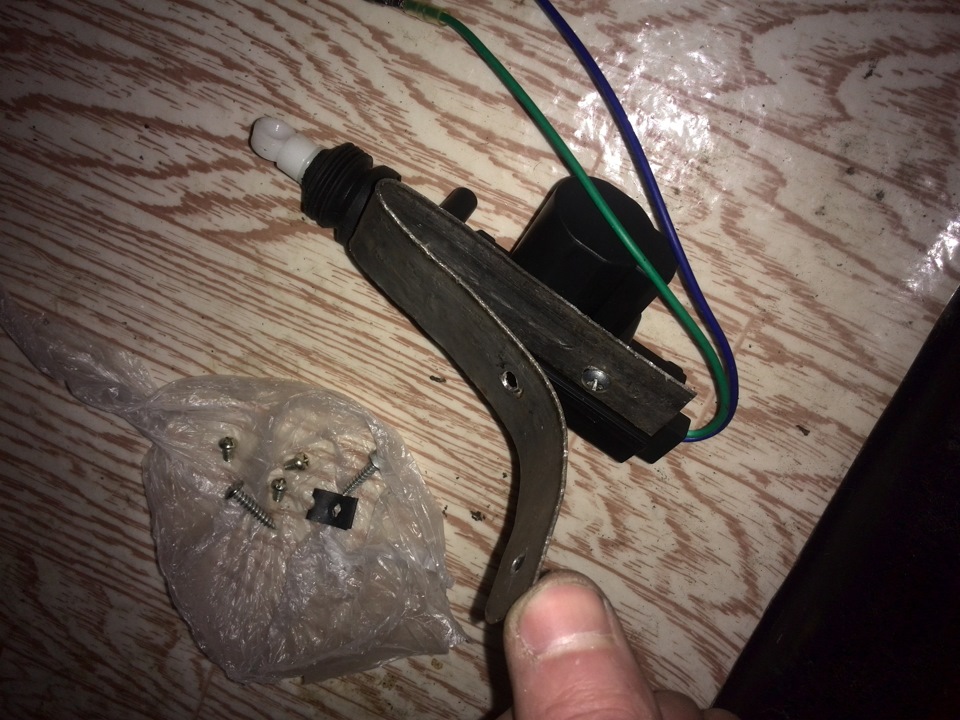 40aef7as 960 Как открыть багажник мицубиси каризма