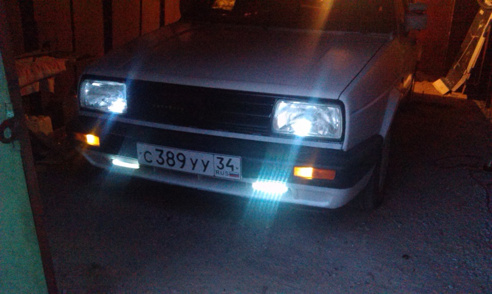 Лампочки в поворотники ) — Volkswagen Jetta II, 1,6 л, 1987 года ...