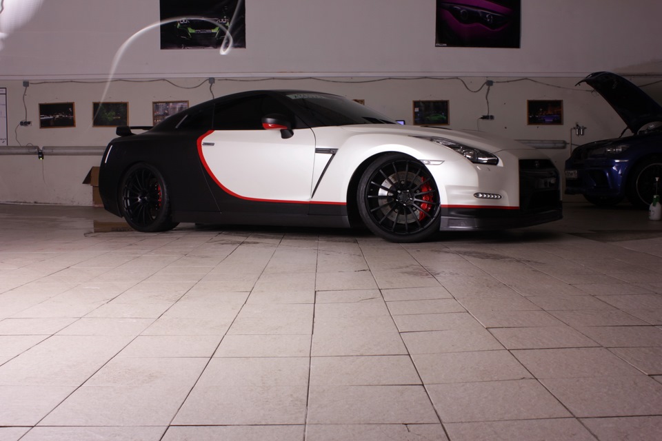 Nissan GTR 35 Top Vinyl