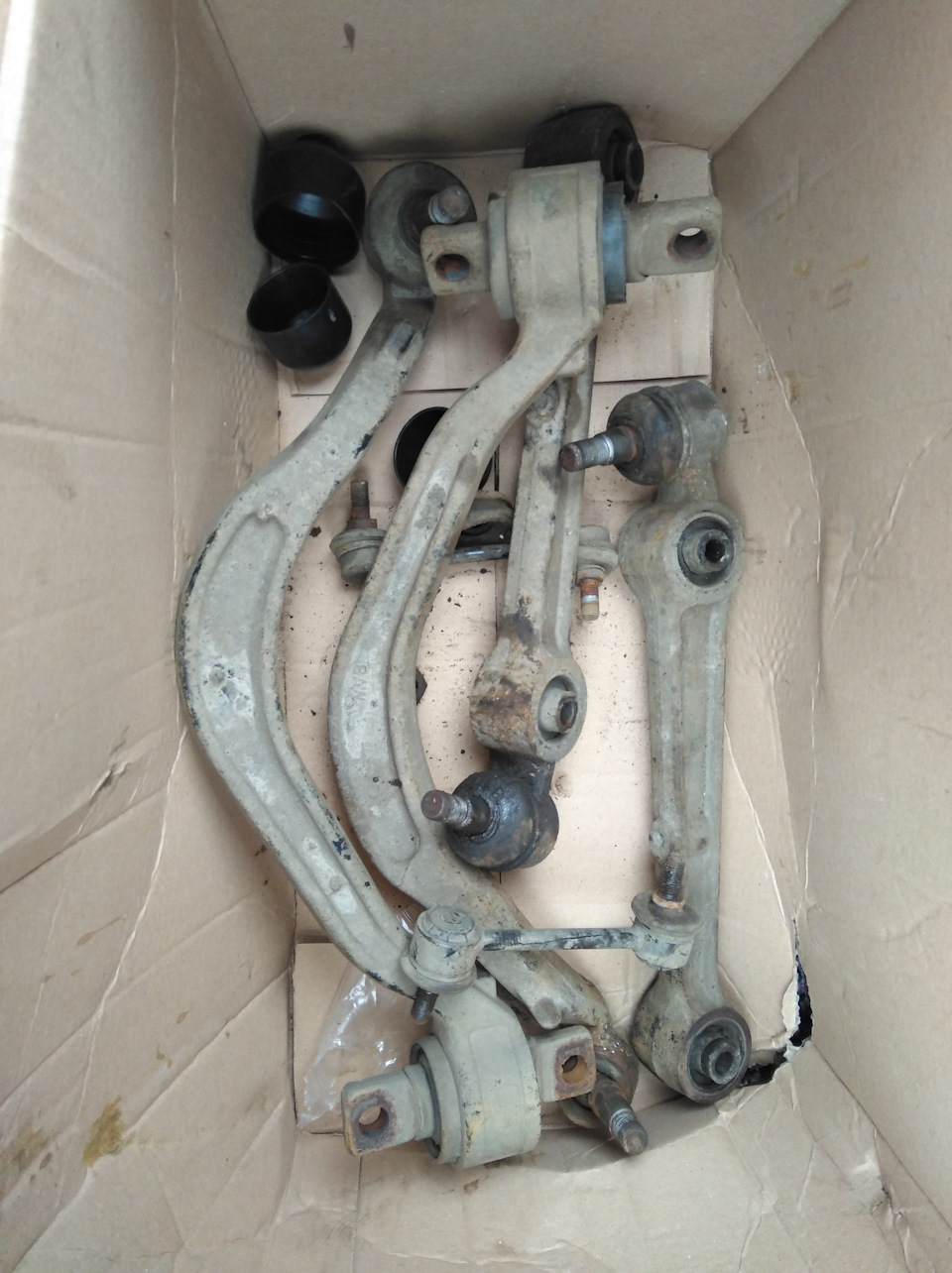 Появился сильный стук спереди слева. — Mitsubishi Galant (8G), 2 л ...