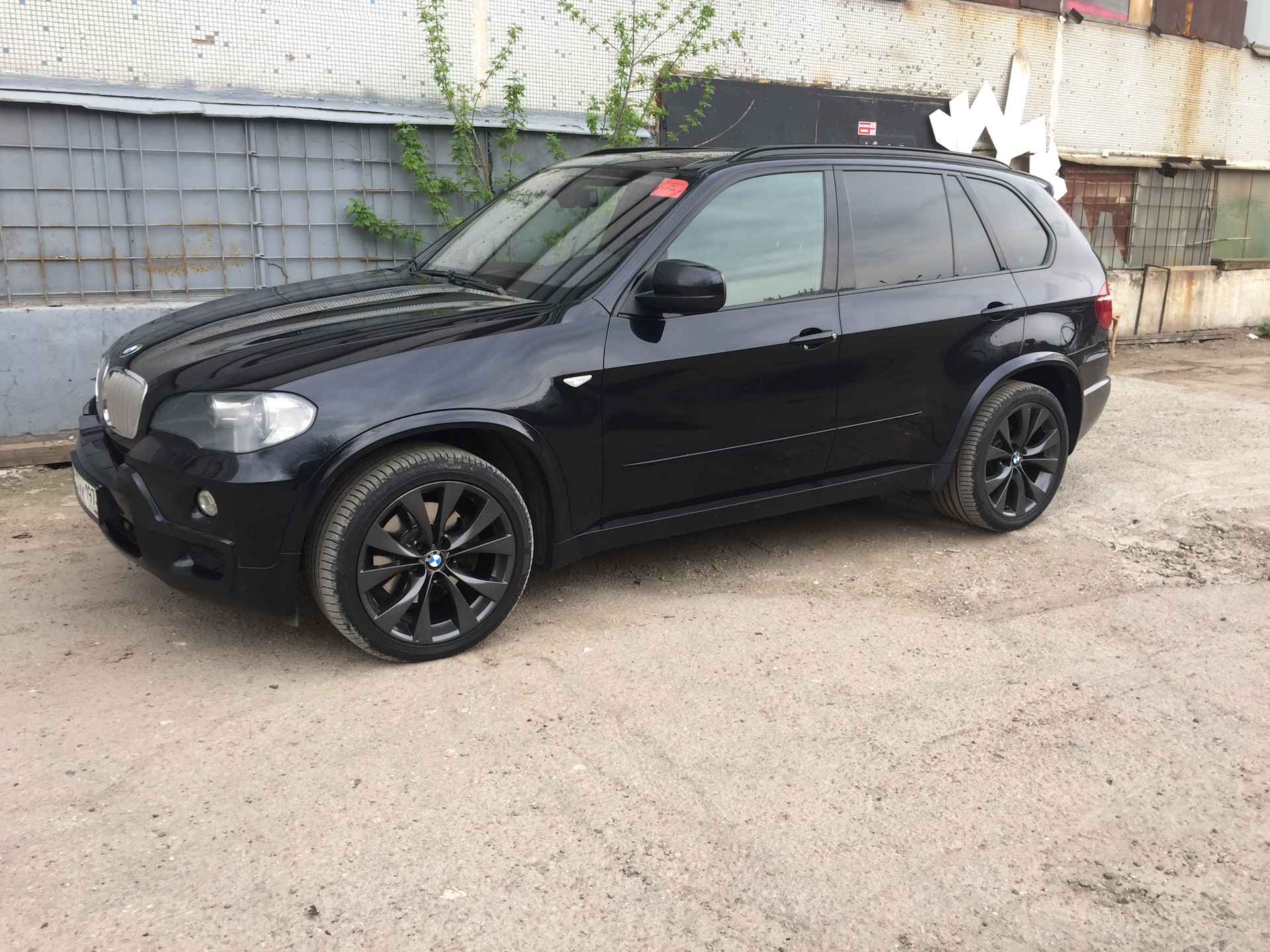 227 70 70. 227 Стиль BMW x5. BMW x5 e70 на дисках 239 стиль. BMW e70 227 стиль. Диски БМВ х5 227 стиль.