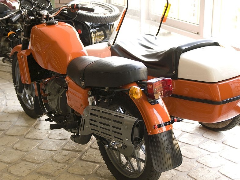 Мотоцикл Jawa 353 Replica (2011): технические характеристики, фото, видео