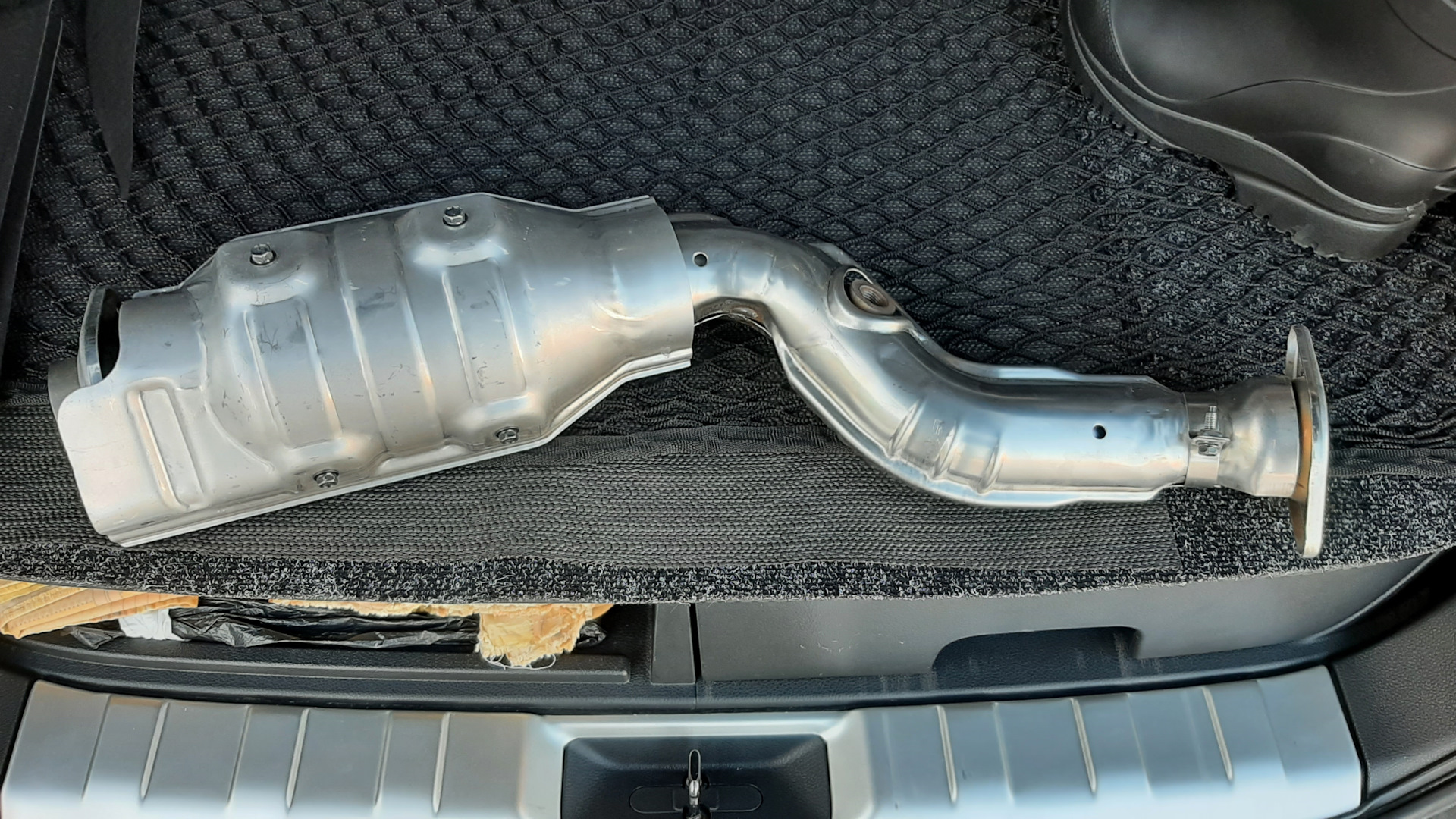 УСПЕЛ! Пришел катализатор. — Nissan X-Trail II (t31), 2 л, 2010 года ...