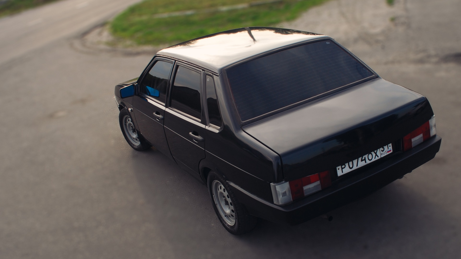 Lada 21099 1.3 бензиновый 1993 | Черный (без мата) седан на DRIVE2