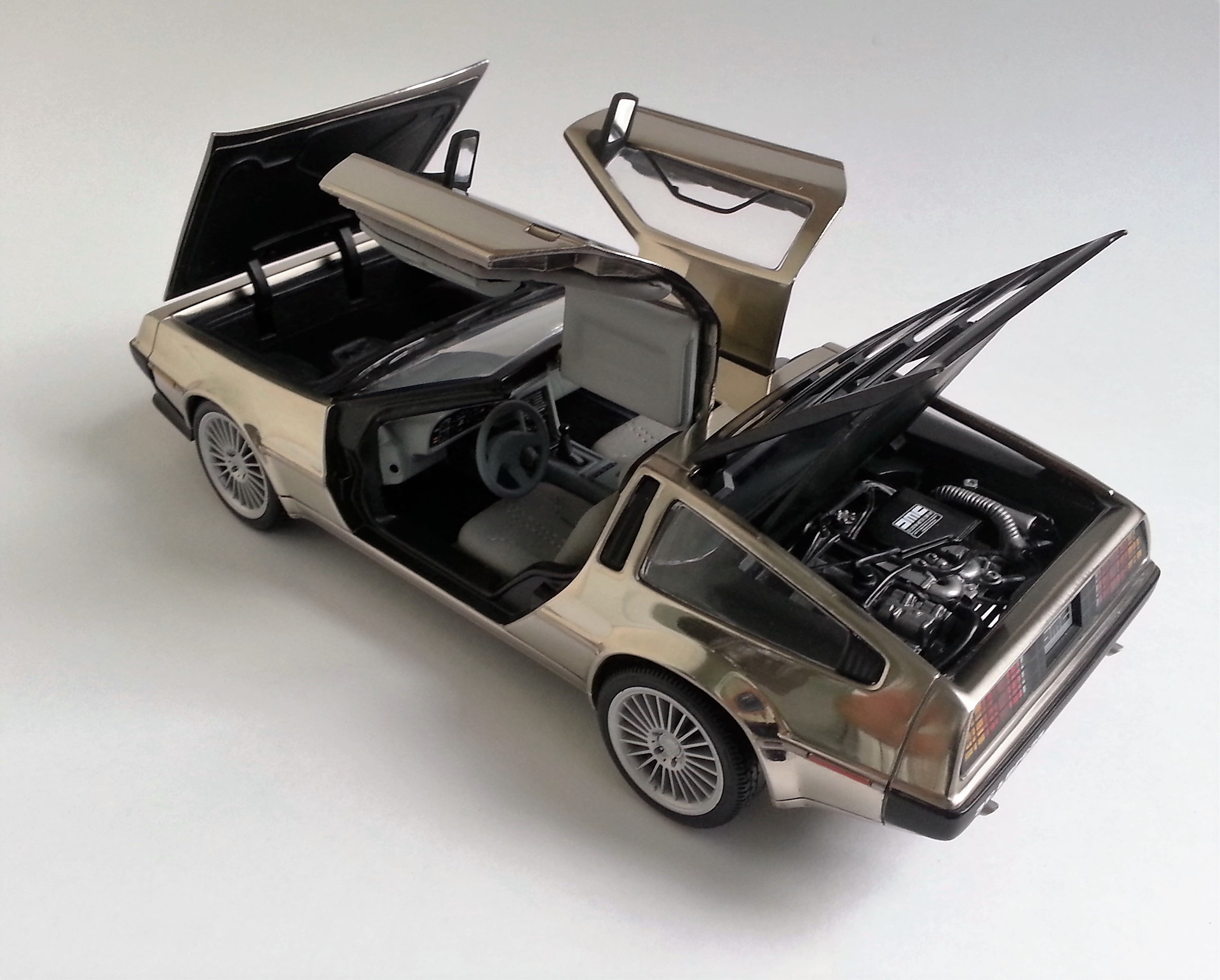 Купить Модель Dmc Delorean