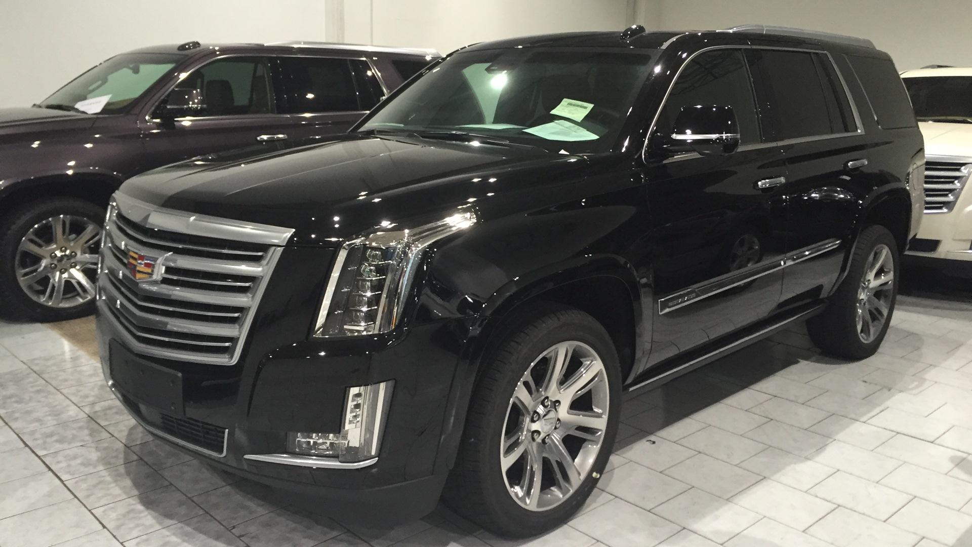 Эскалейд 6.2. Cadillac Escalade 6. Кадиллак Эскалейд 6.2. Cadillac Escalade 2016 6.2. Cadillac Escalade 6.2 мощность.