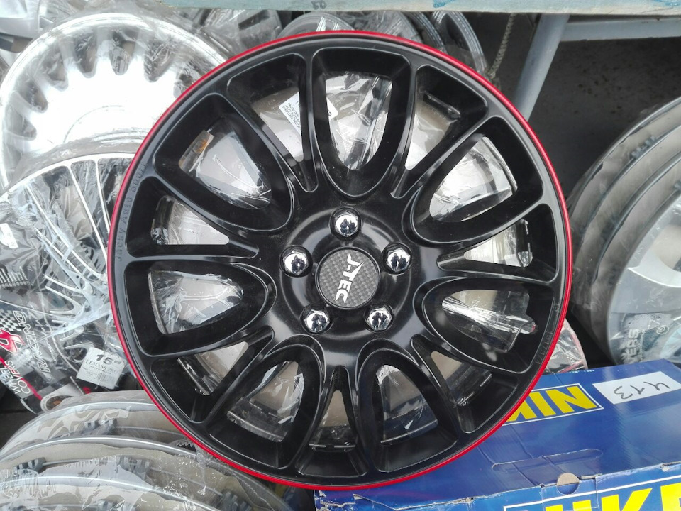 Зимние шины и колпаки — Honda Civic 4D (8G), 1,8 л, 2007 года | шины ...
