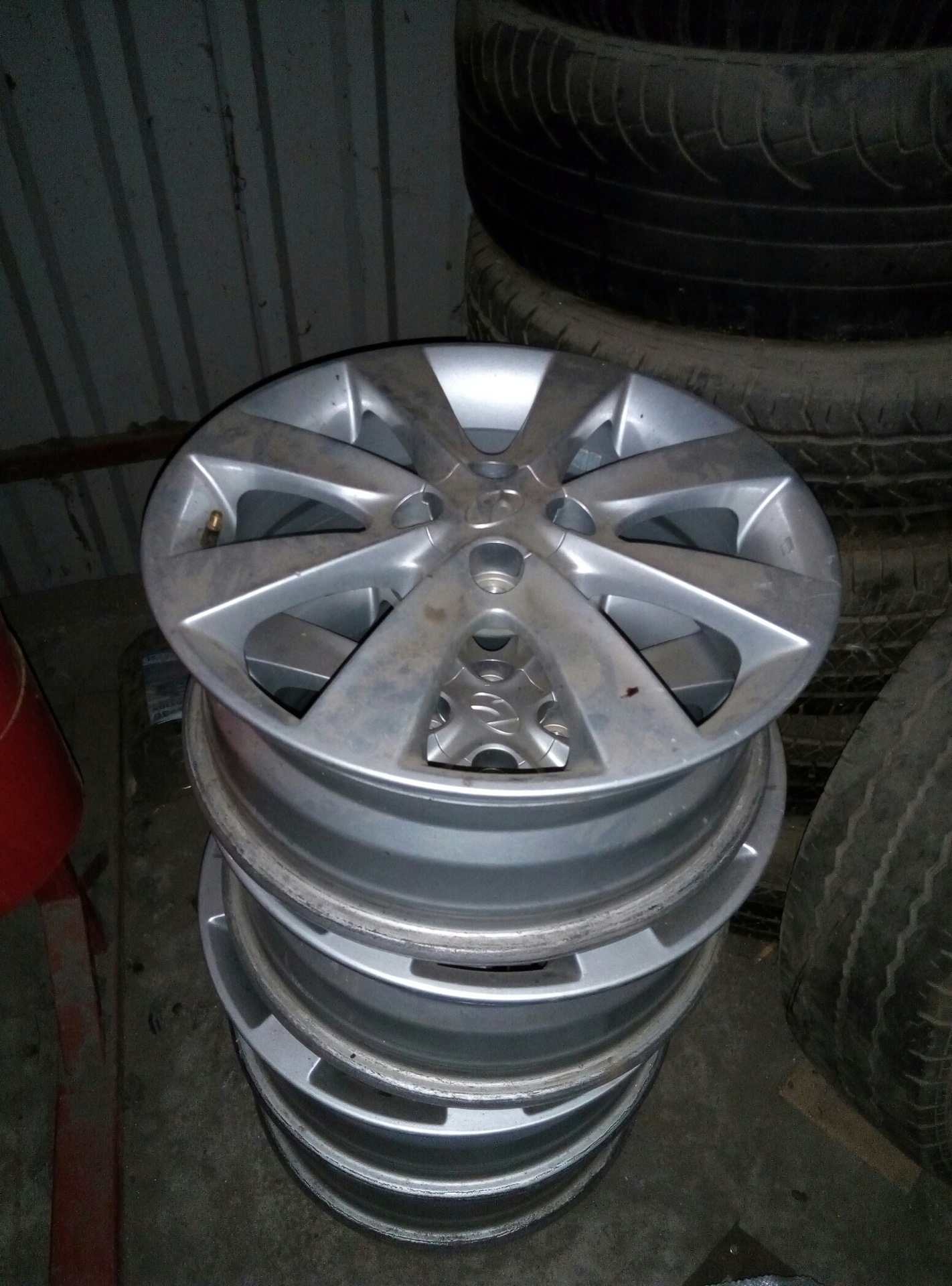 Шины Toyo Proxes CF2 + гайки для литых дисков — Hyundai Solaris, 1,6 л ...
